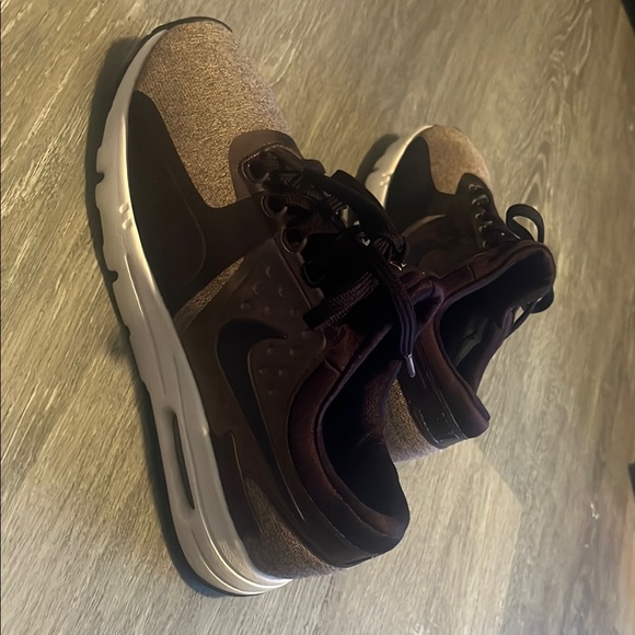 Nike Air Max Zero Night Maroon Sneakers - Picture 9 of 9